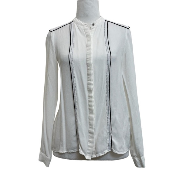 3/$25 Zara White & Black Contrast Flowy Crepe Collarless Button Up Blouse - Picture 1 of 10